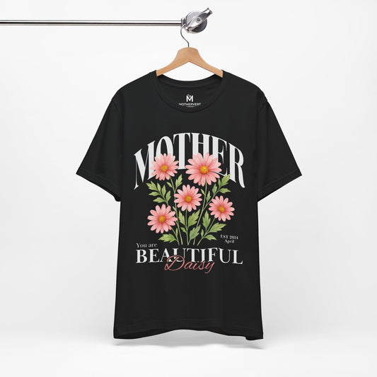 Mother Birth Flower Tee – Personalizable Daisy Design (April)